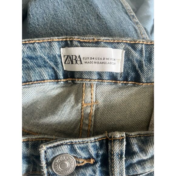 Zara Light Wash Straight Leg Jeans Size 2 - Picture 2 of 4